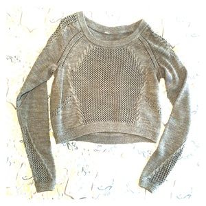 Lululemon Be Present Pullover Cropped Sweater 8